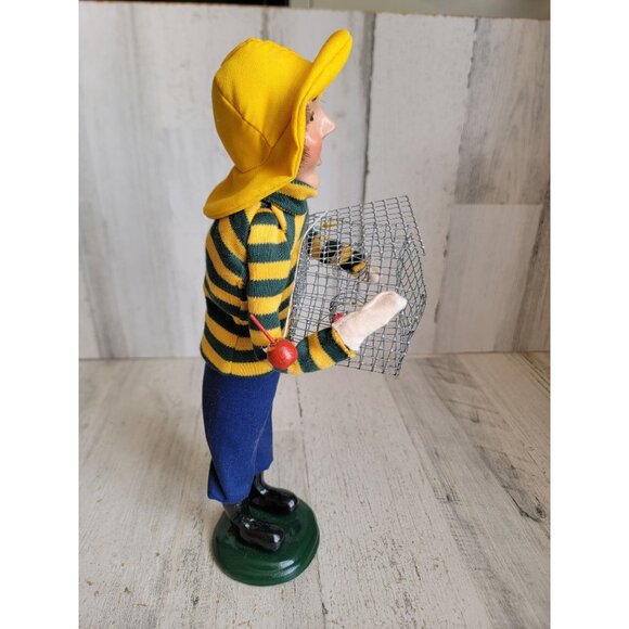 Byers Choice crabber fisherman bait trap vintage Xmas home decor - Picture 4 of 7